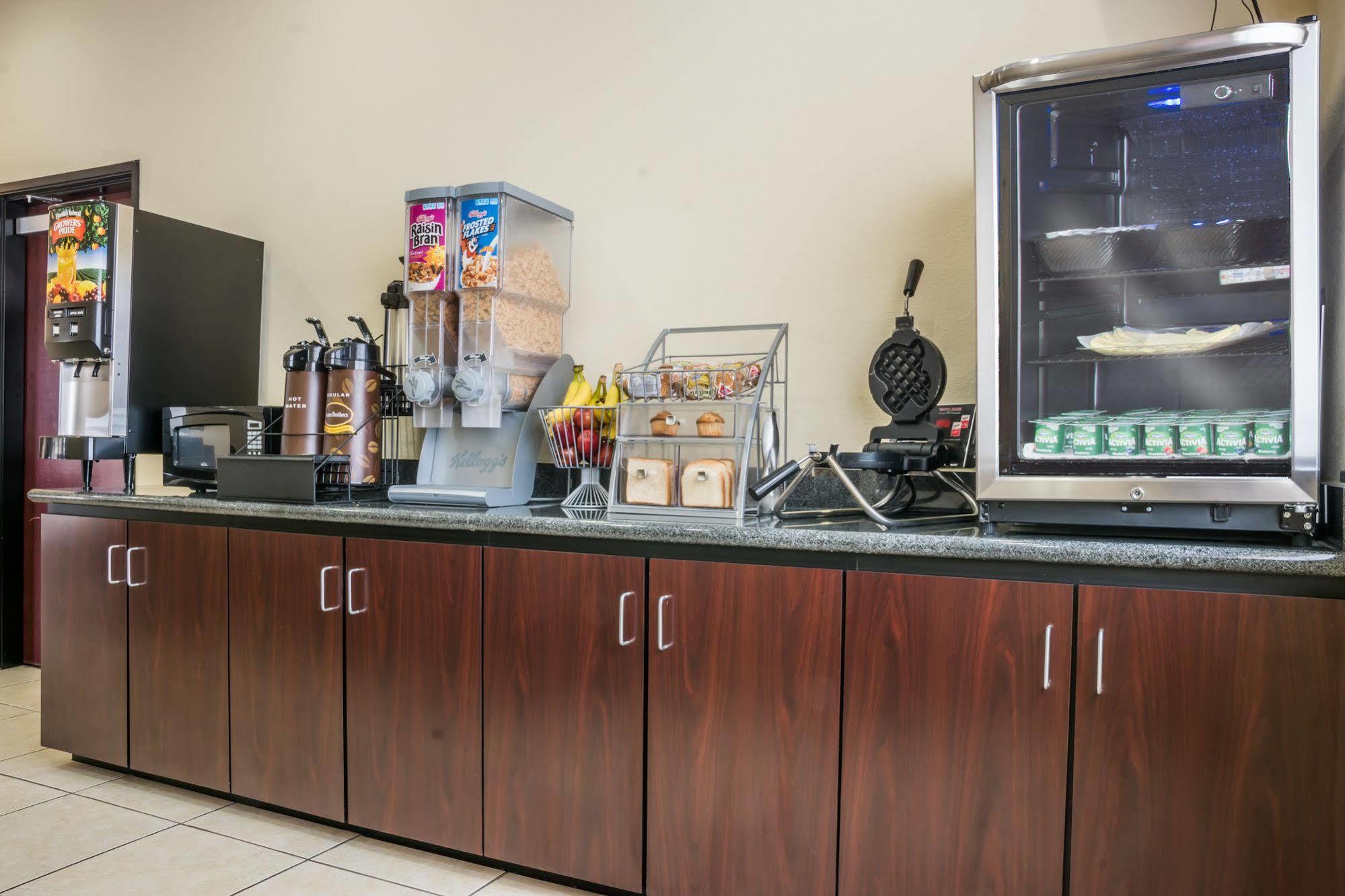 Super 8 By Wyndham Harker Heights Killeen - Fort Cavazos Dış mekan fotoğraf